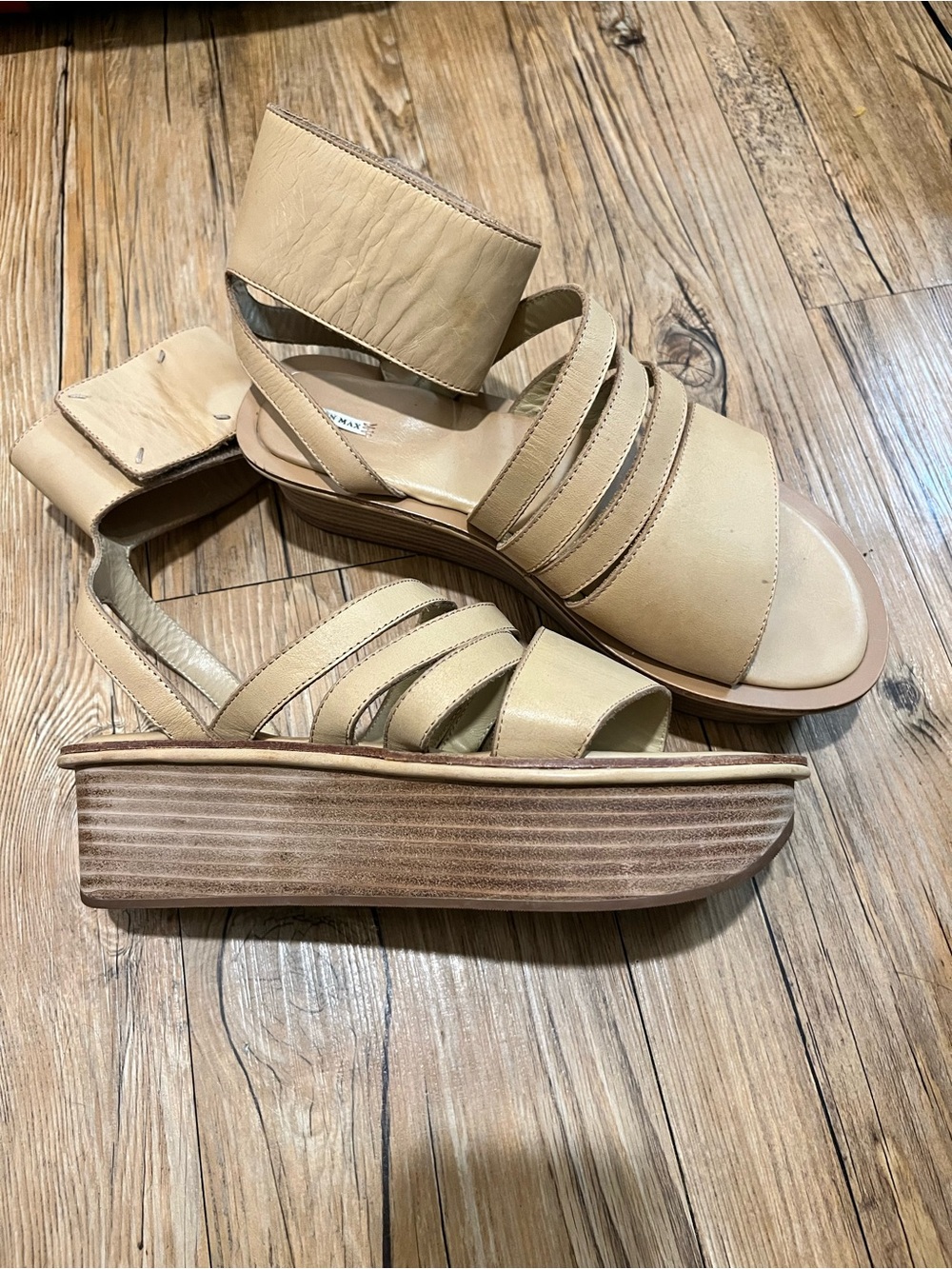Leon Max Beige Leather Platform Wedge Sandals EUC Size 8